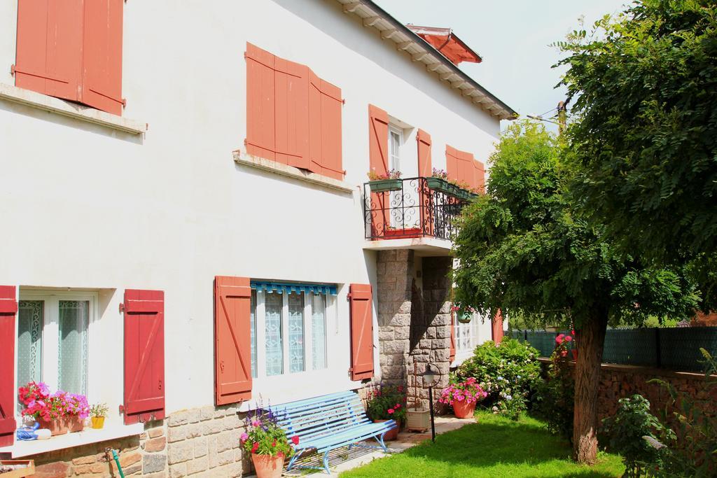 La Maison Des Chats Saint-Mary-le-Plain Экстерьер фото